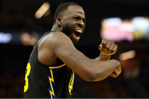 包含凯尔特人绝杀黄蜂，丹尼·格林爆发神勇的词条