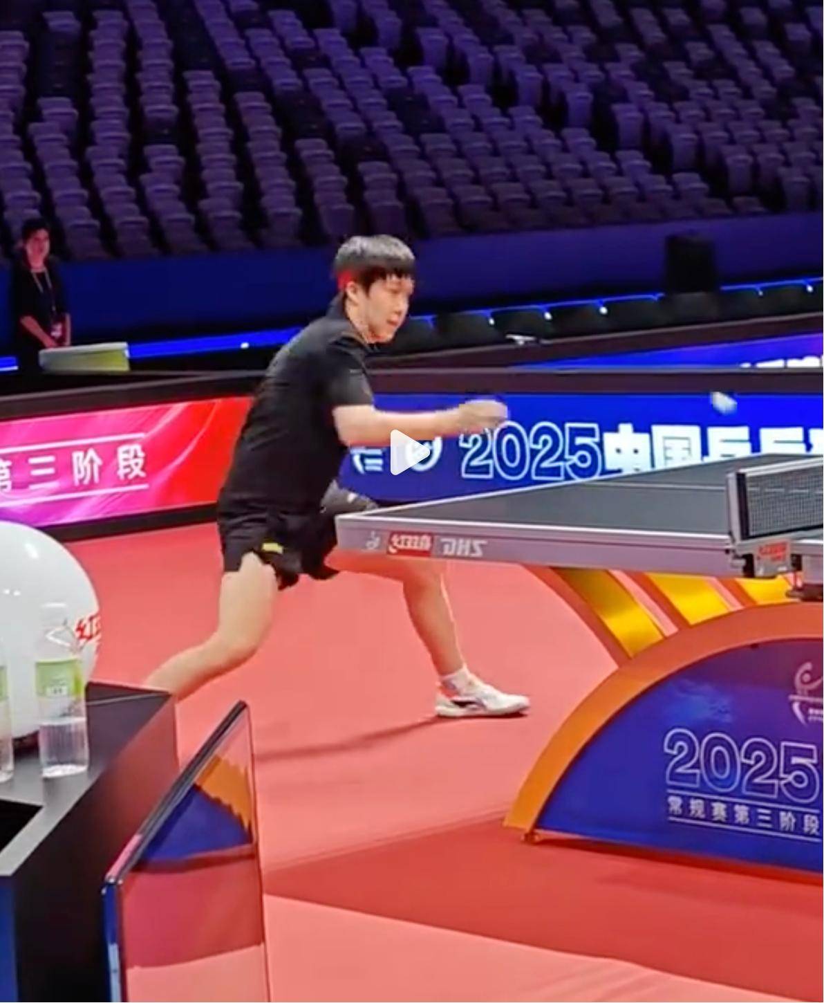 英国乒乓球队爆冷瑞典乒乓球队,许昕打破历史纪录的简单介绍 英国乒乓球队爆冷瑞典乒乓球队,许昕打破历史纪录的简单介绍