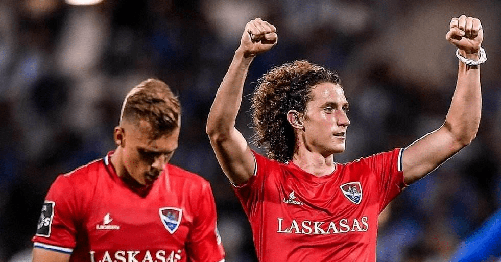 卡利亚里对阵萨索洛,豪门交锋再掀火花的简单介绍 卡利亚里对阵萨索洛,豪门交锋再掀火花的简单介绍