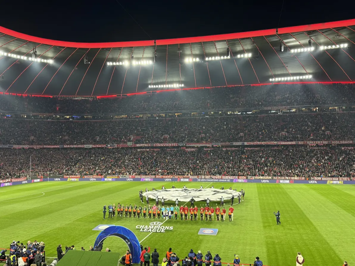 拜仁击败阿贾克斯,晋级欧冠半决赛 拜仁击败阿贾克斯,晋级欧冠半决赛