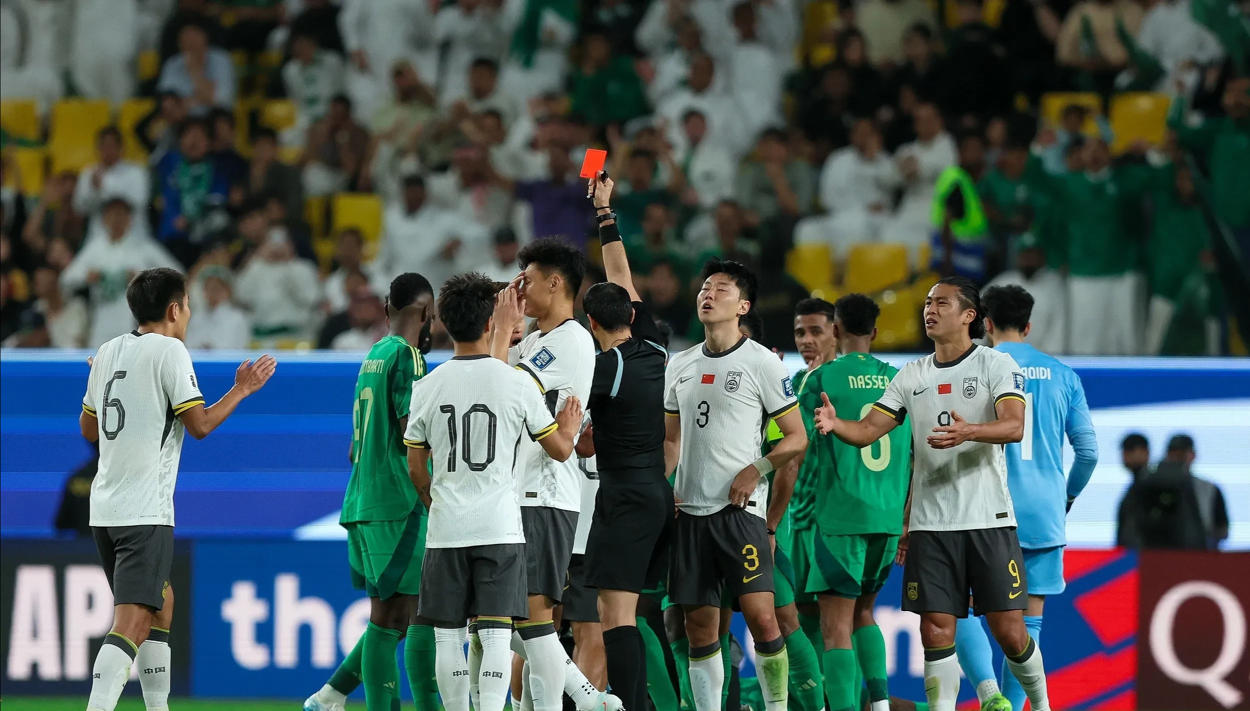 包含太平洋岛国足球赛事受到全球瞩目的词条