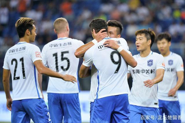 包含北京国安胜大连一方，领跑中超积分榜的词条