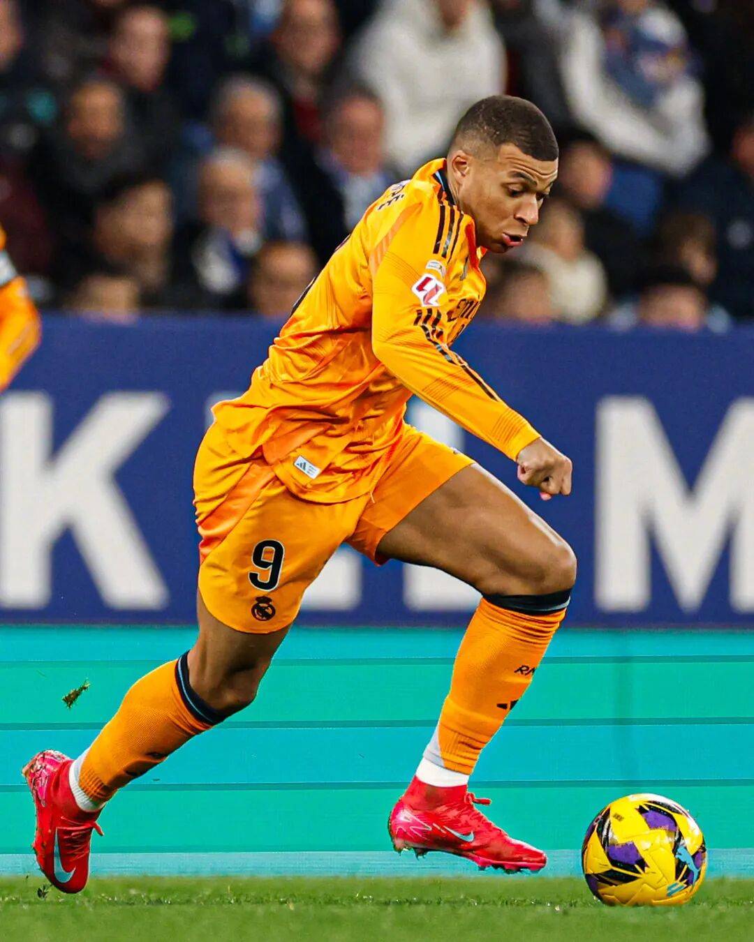 西班牙球队在国际比赛中力挫强敌