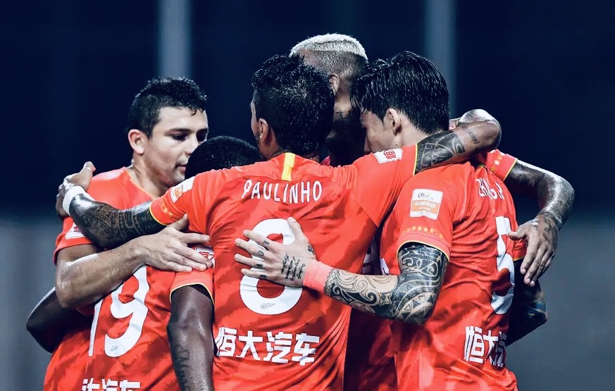 广州富力超时绝杀广州恒大，豪取胜利的简单介绍