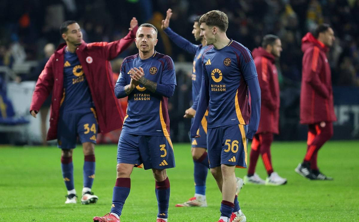 罗马大胜波尔图，晋级前途无忧