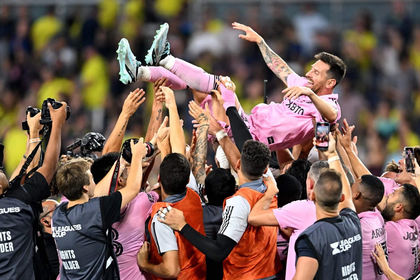 阿森纳力克美国，梅西带队取胜