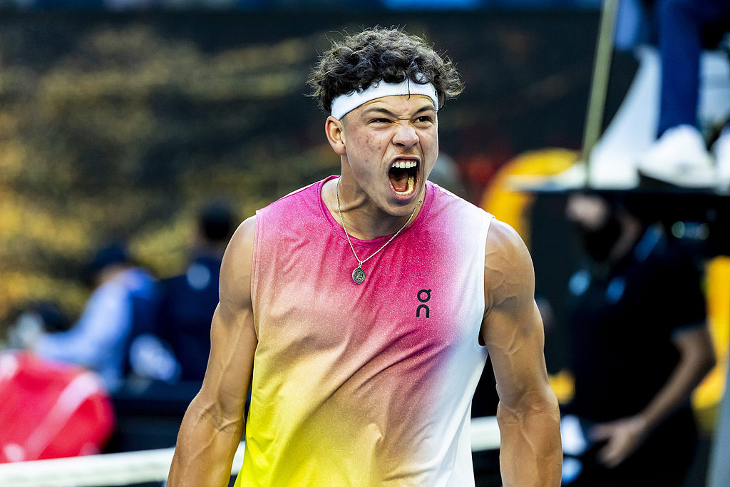 澳网碾压ATP总决赛，辛纳扛起全队