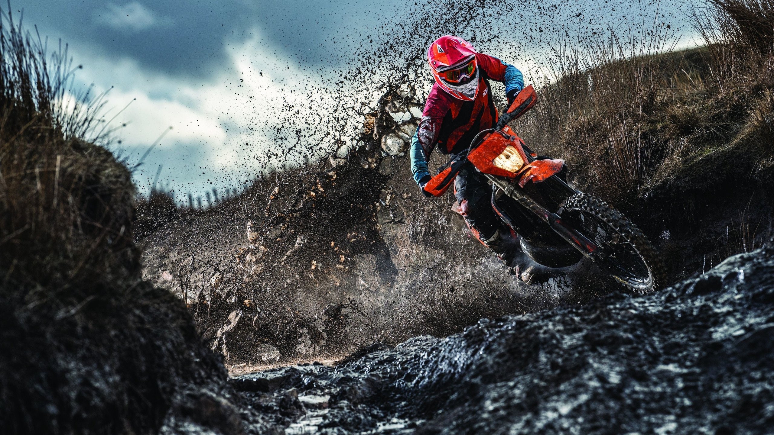 当太阳在东方升起，哈登在西方闪耀，体育世界里的唯一性光芒