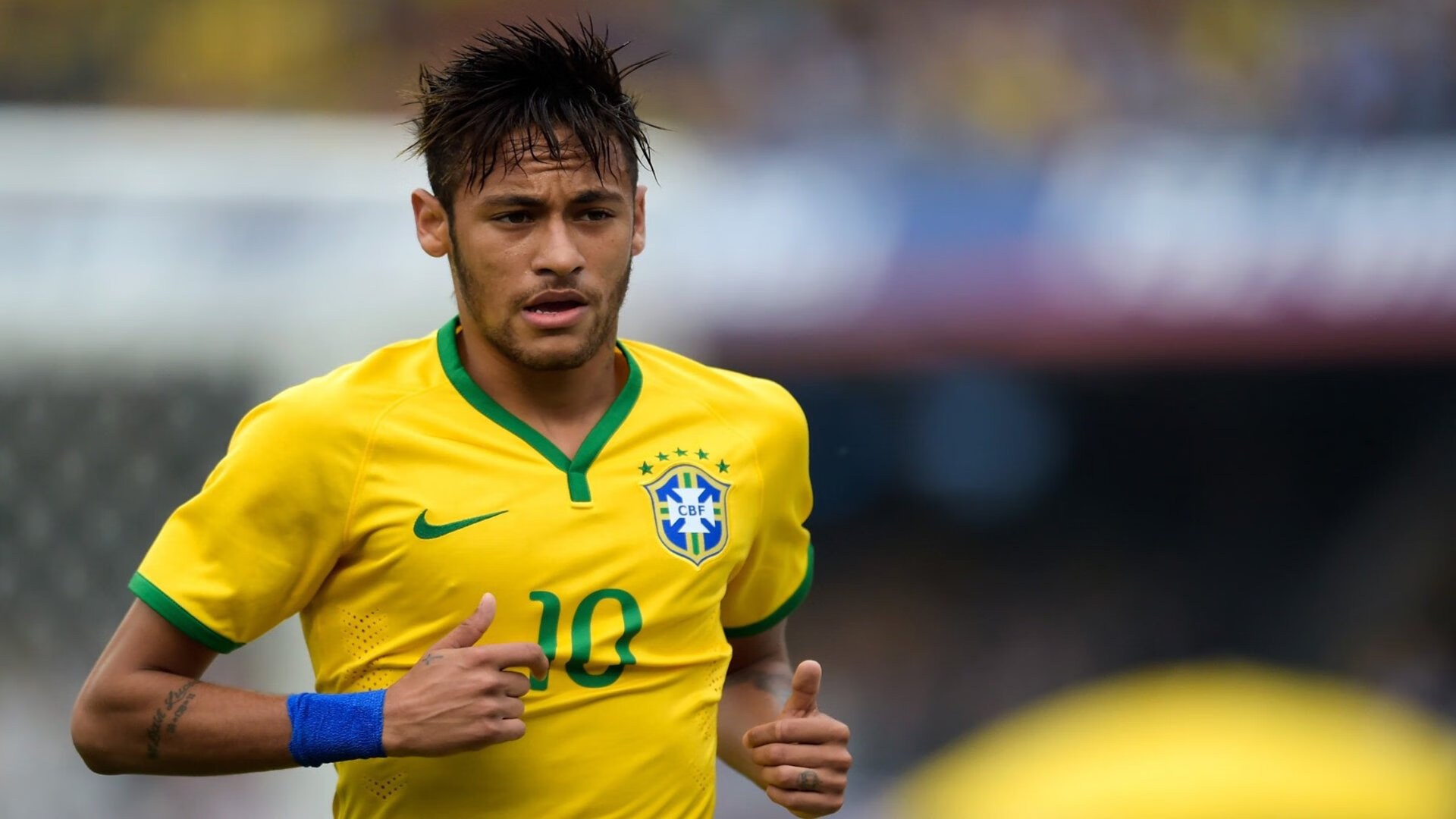 绿茵与硬木,德甲争冠的窒息对决与森林狼的钢铁突围